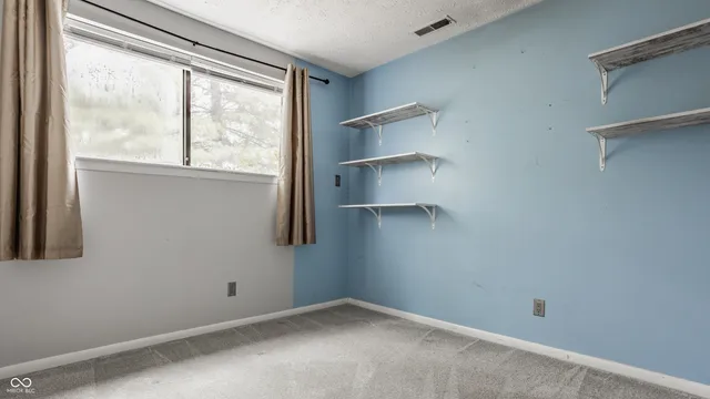 $205,000 | 4965 Hawthorne Way, Avon, IN 46123