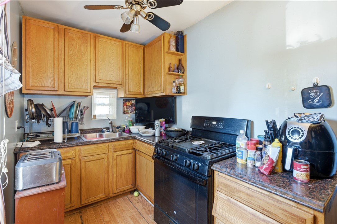 32 Ruggles Street Providence, RI 02908 - Photo 13 of 35 Gallery Image 13