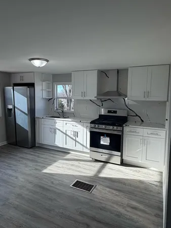 $219,900 | 621 Mohawk Street, Joliet, IL 60432