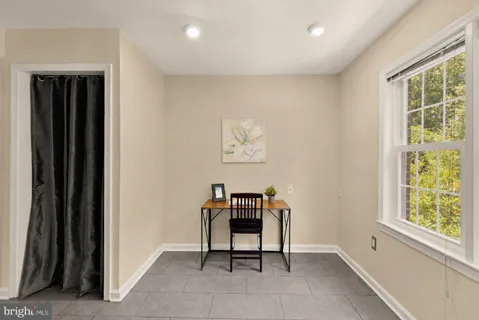 $625,000 | 8221 Dr Craik Court, Alexandria, VA 22306