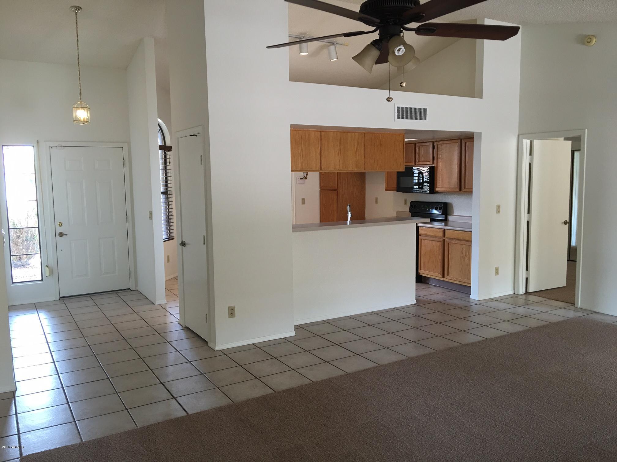 2754 East Rockledge Road Phoenix, AZ 85048 - Photo 3 of 17 Rockledge Great Room & Kitchen