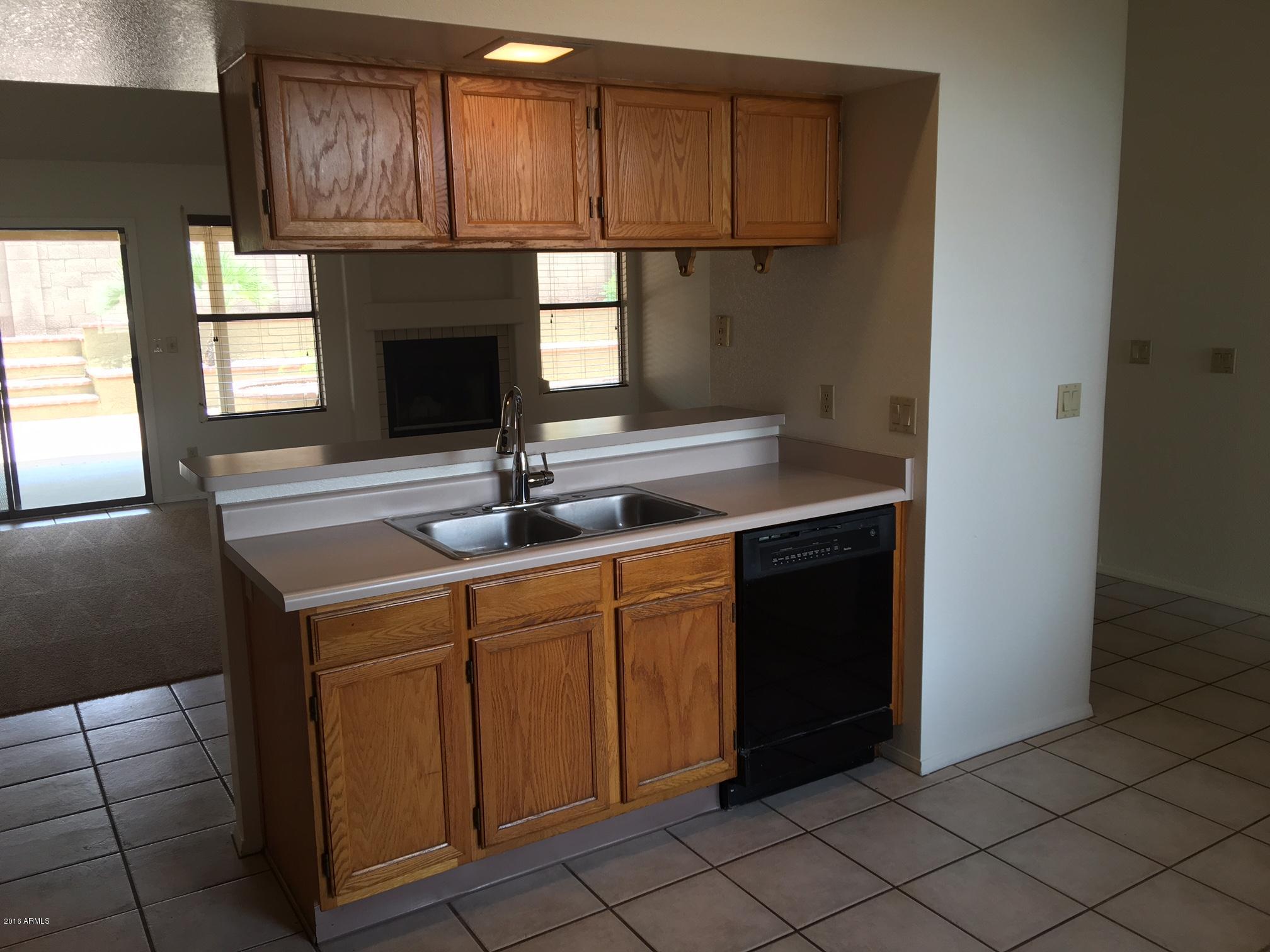 2754 East Rockledge Road Phoenix, AZ 85048 - Photo 5 of 17 Rockledge Kitchen #2