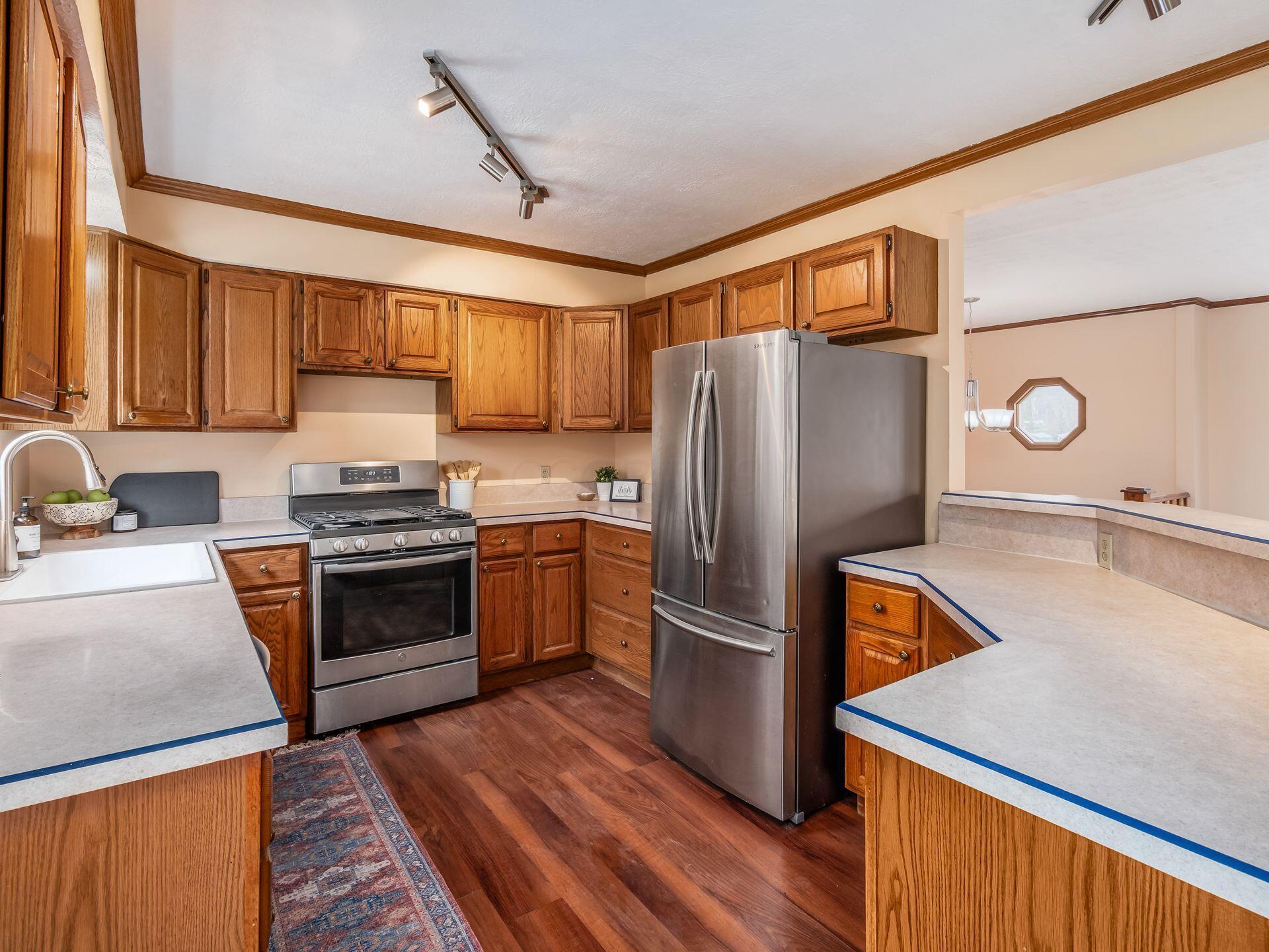 14780 Bellepoint Road Ostrander, OH 43061 - Photo 10 of 32 8 - Kitchen