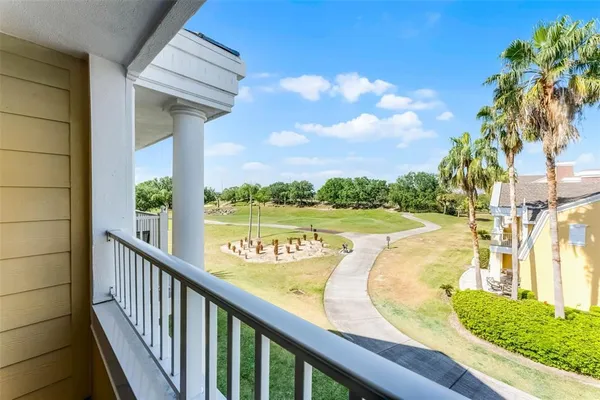 $1,900 | 1322 Seven Eagles Court, Unit 301, Reunion, FL 34747