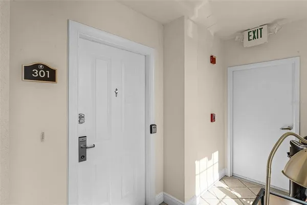 $1,900 | 1322 Seven Eagles Court, Unit 301, Reunion, FL 34747