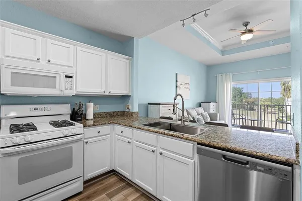 $1,900 | 1322 Seven Eagles Court, Unit 301, Reunion, FL 34747
