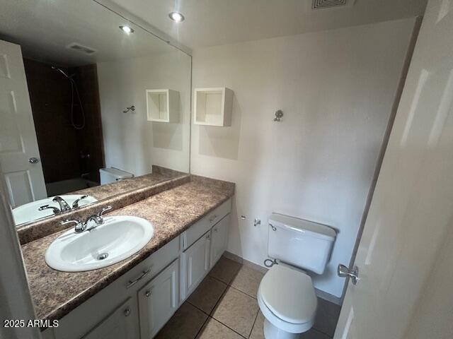 3601 West Tierra Buena Lane, Unit 236 Phoenix, AZ 85053 - Photo 13 of 15 IMG_0838