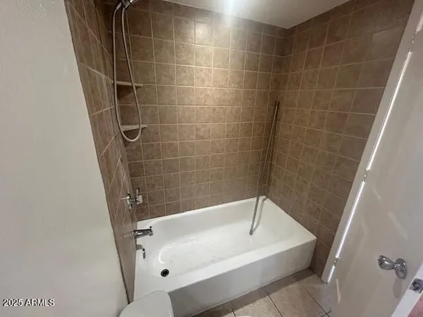 $1,000 | 3601 West Tierra Buena Lane, Unit 236, Phoenix, AZ 85053