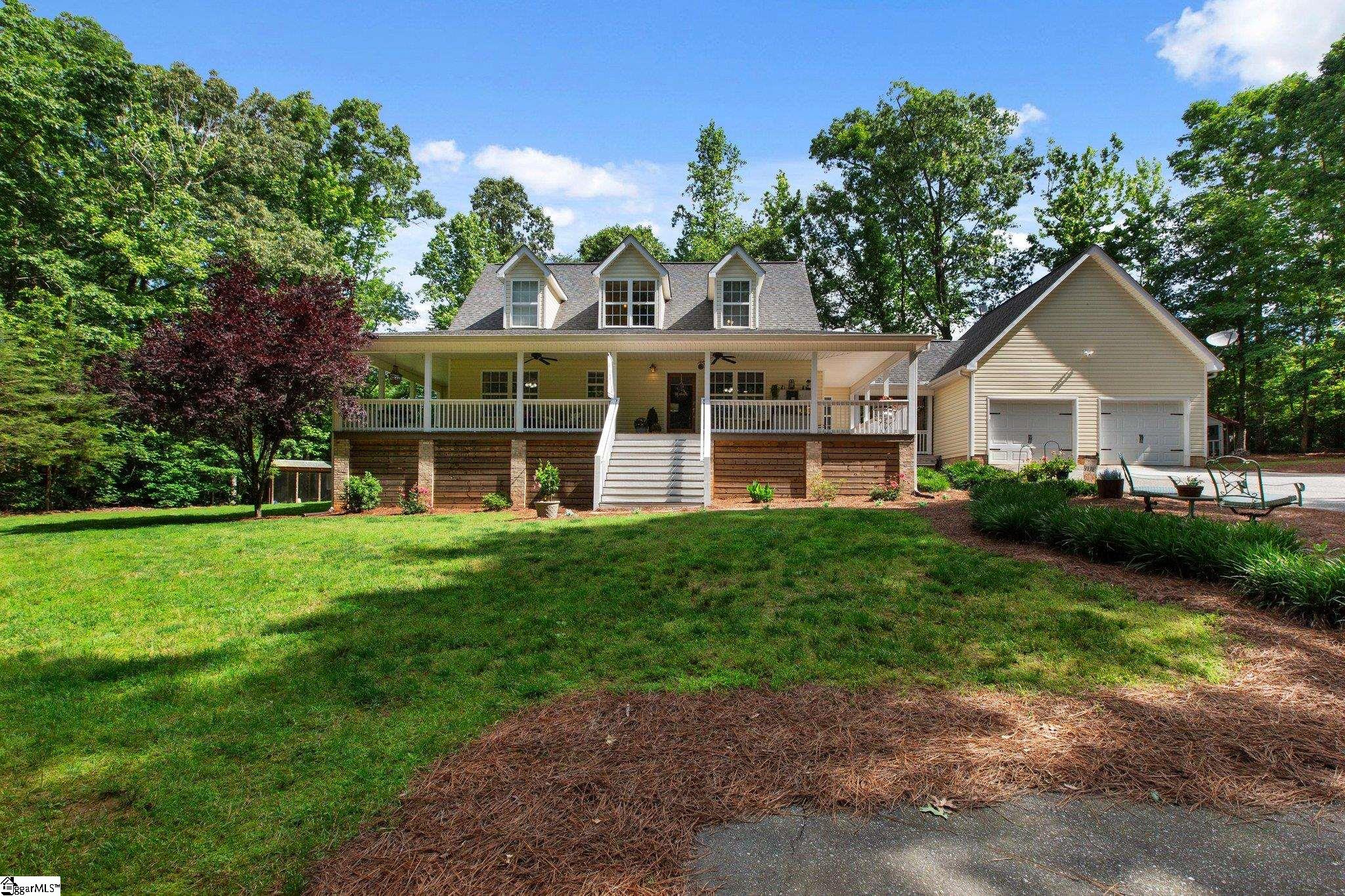 254 Bramlett Road Taylors, SC 29687 - Photo 1 of 36