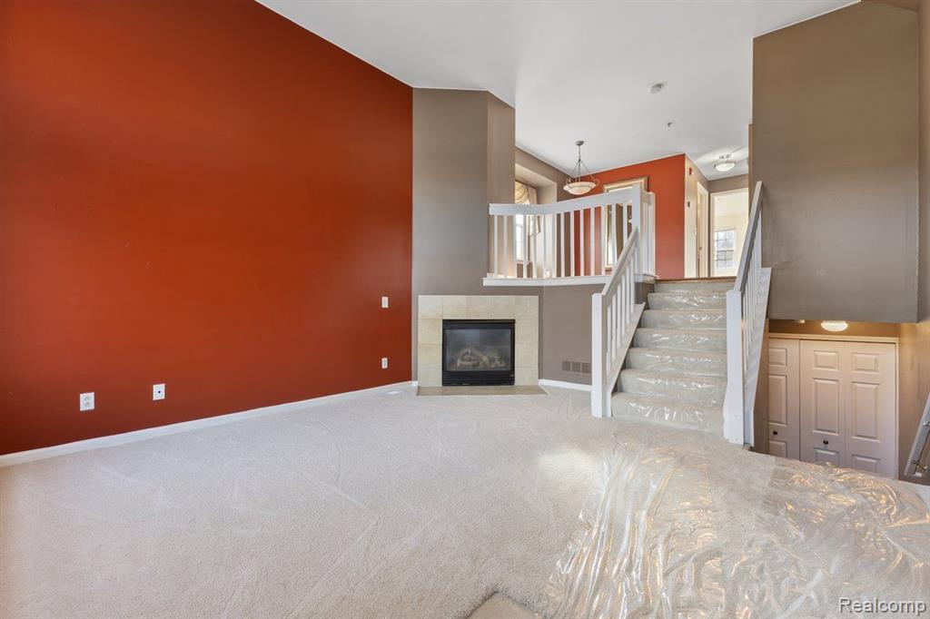 17036 Farmington Road Livonia, MI 48154 - Photo 7 of 38