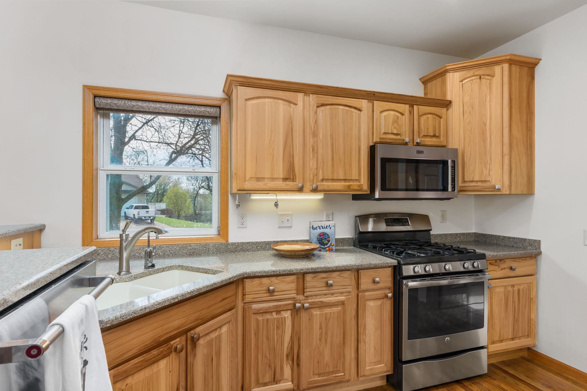 100 Jennifer Circle Mount Horeb, WI 53572 - Photo 11 of 38