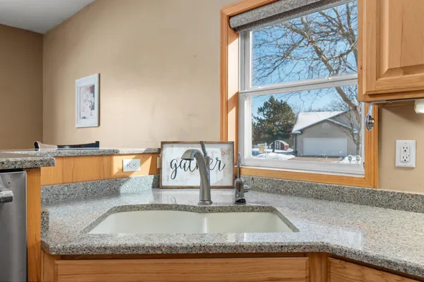 $415,000 | 100 Jennifer Circle, Mount Horeb, WI 53572