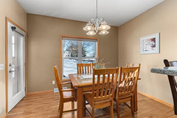 $415,000 | 100 Jennifer Circle, Mount Horeb, WI 53572