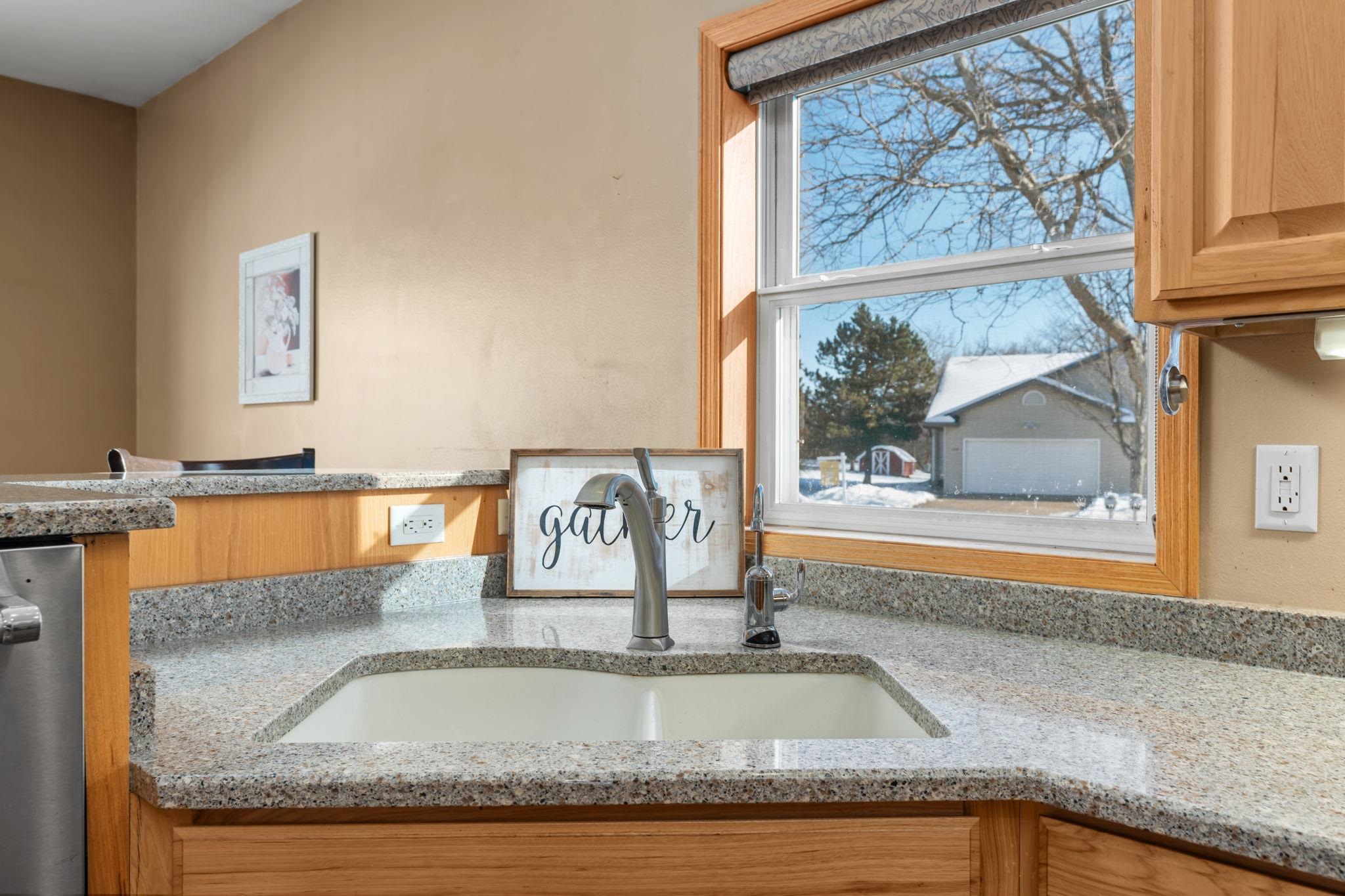 100 Jennifer Circle Mount Horeb, WI 53572 - Photo 15 of 41