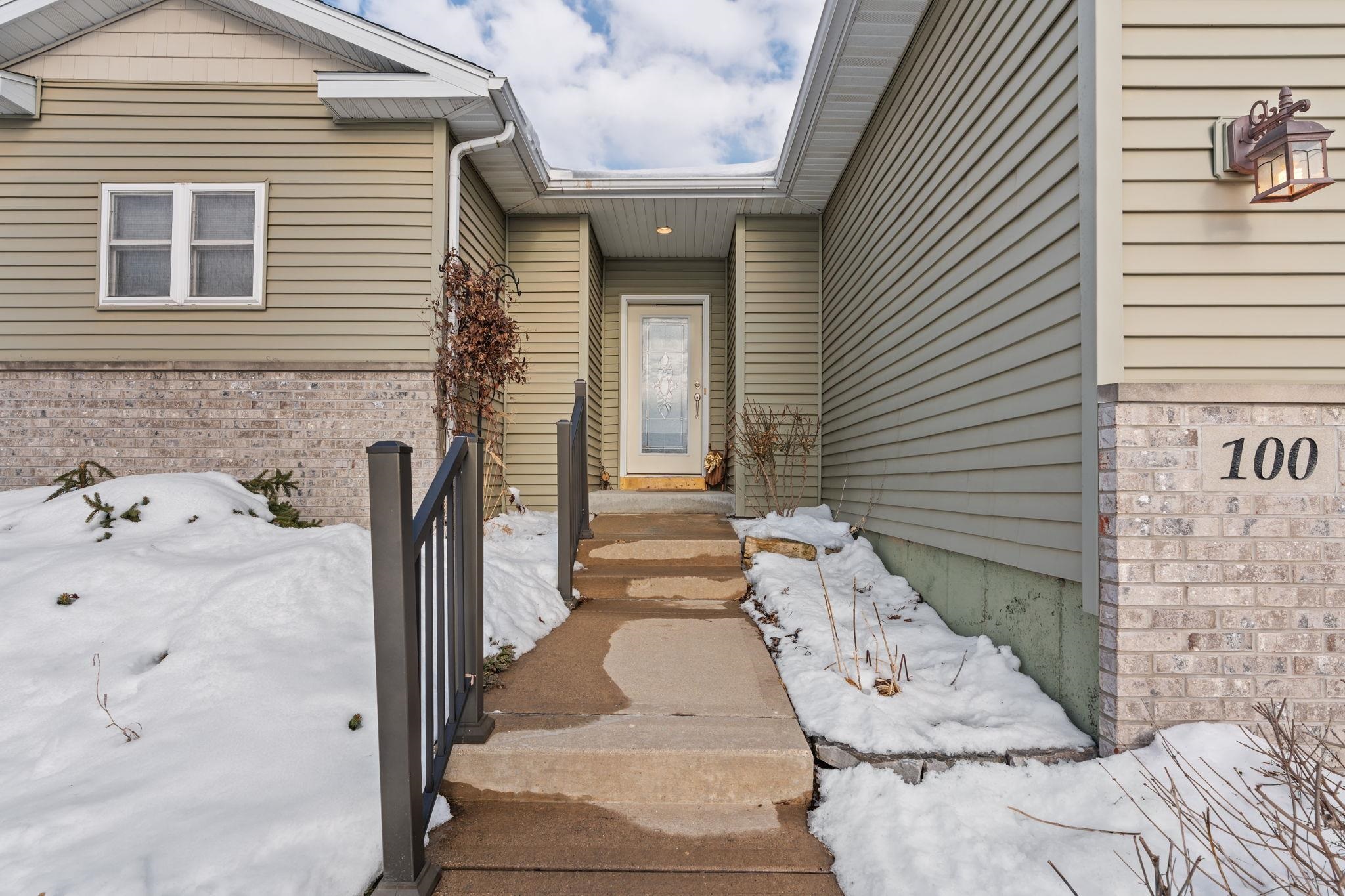 100 Jennifer Circle Mount Horeb, WI 53572 - Photo 3 of 41