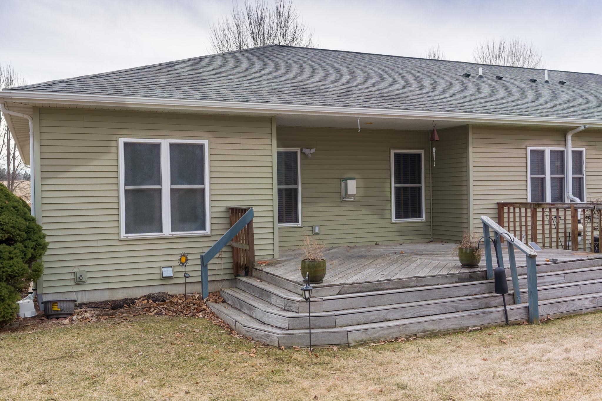 100 Jennifer Circle Mount Horeb, WI 53572 - Photo 40 of 41