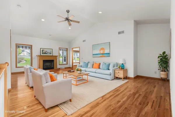 $415,000 | 100 Jennifer Circle, Mount Horeb, WI 53572