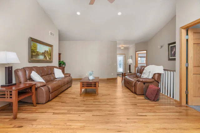 $425,000 | 100 Jennifer Circle, Mount Horeb, WI 53572