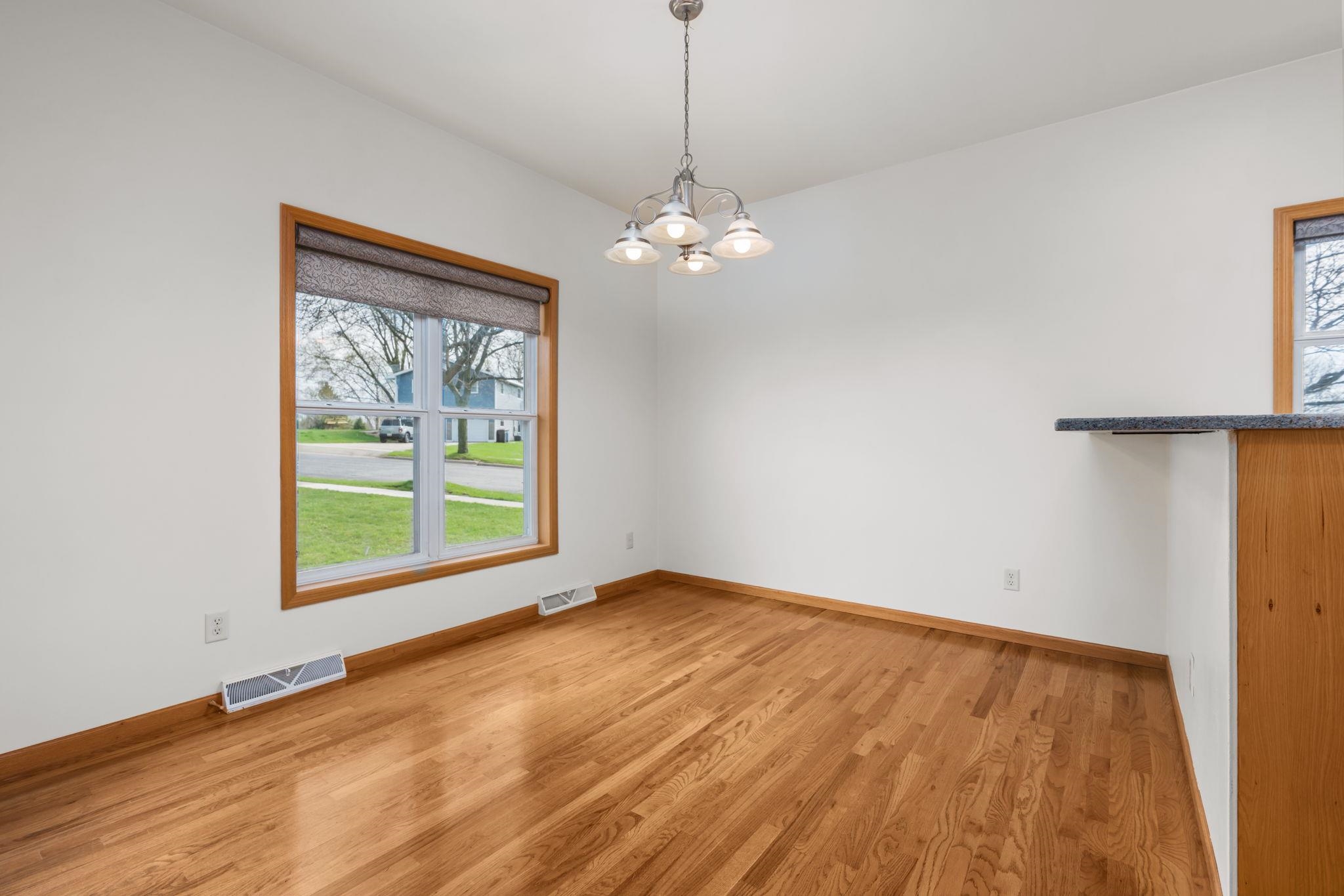 100 Jennifer Circle Mount Horeb, WI 53572 - Photo 7 of 38