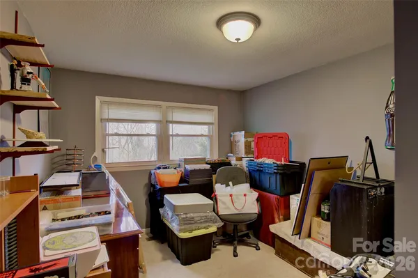 $398,000 | 583 Deer Park Lake Road, Spruce Pine, NC 28777