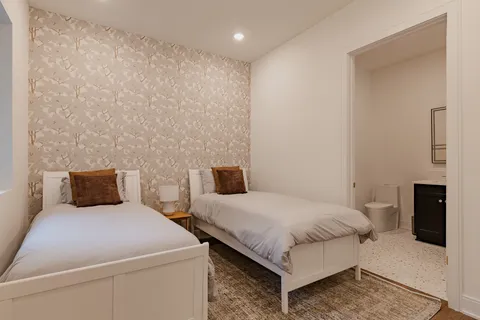 $1,095,000 | 3509 Charlotte Avenue, Unit 403, Nashville, TN 37209