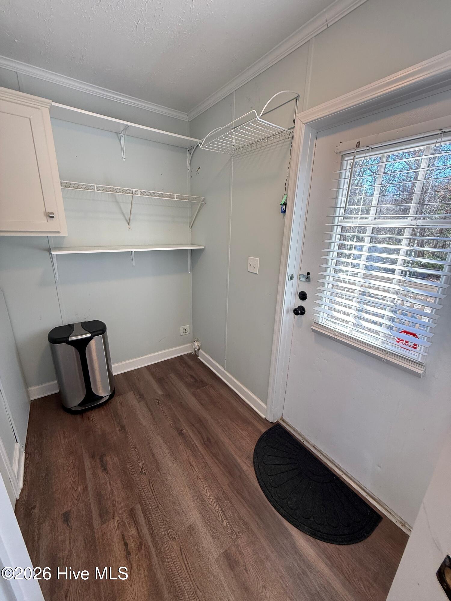 407 Maple Street Southwest Shallotte, NC 28470 - Photo 8 of 23 Laundry room