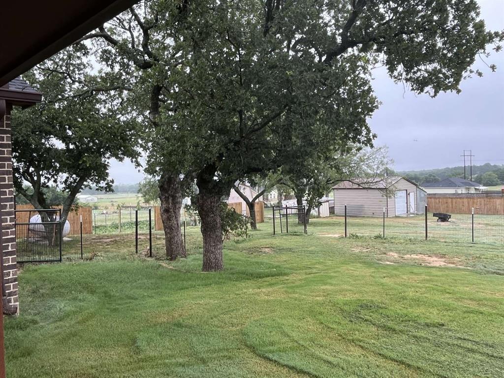 3250 Springfield Road Springtown, TX 76082 - Photo 8 of 19