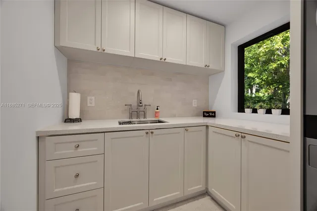 $11,995,000 | 3700 Hibiscus Street, Miami, FL 33133