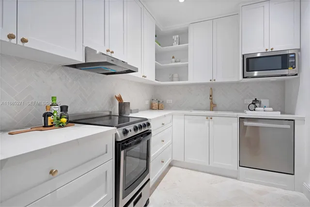 $11,995,000 | 3700 Hibiscus Street, Miami, FL 33133