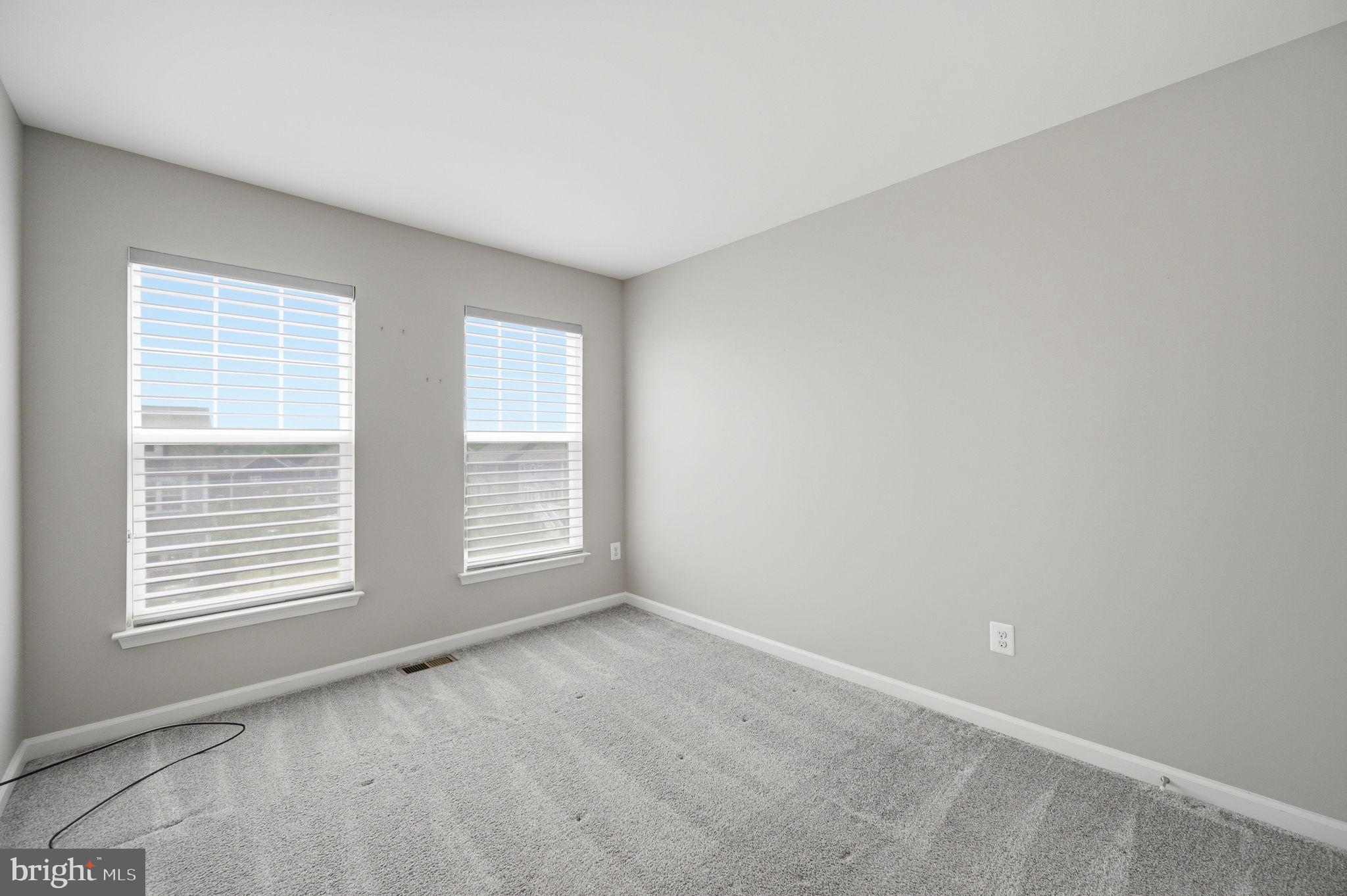 650 Aspen Road, Unit 108 Stafford, VA 22554 - Photo 13 of 26 Bright and airy blank canvas awaits.