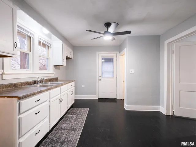 $49,900 | 223 Cooper Street, Pekin, IL 61554