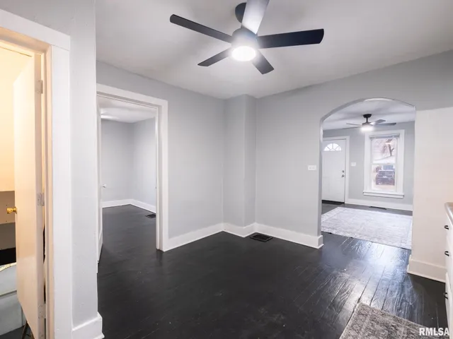 $49,900 | 223 Cooper Street, Pekin, IL 61554