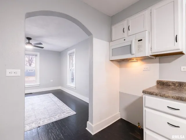 $49,900 | 223 Cooper Street, Pekin, IL 61554