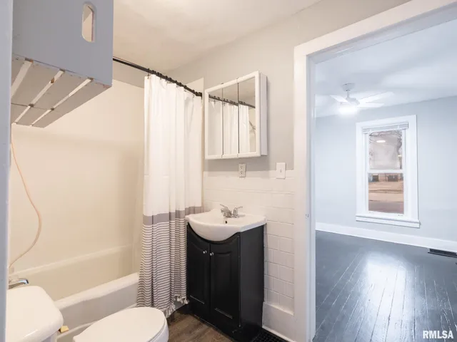 $49,900 | 223 Cooper Street, Pekin, IL 61554