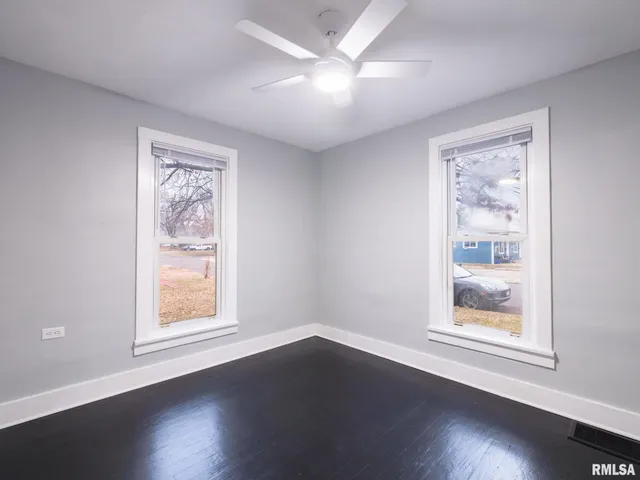 $49,900 | 223 Cooper Street, Pekin, IL 61554