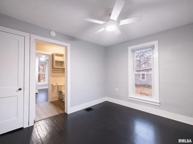 $49,900 | 223 Cooper Street, Pekin, IL 61554