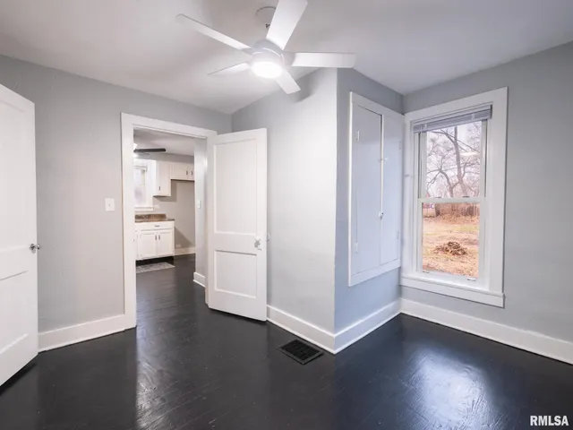 $49,900 | 223 Cooper Street, Pekin, IL 61554