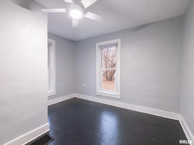 $49,900 | 223 Cooper Street, Pekin, IL 61554