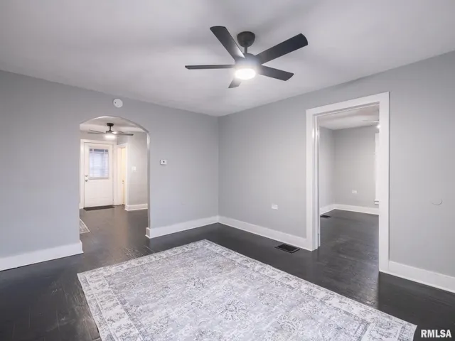 $49,900 | 223 Cooper Street, Pekin, IL 61554