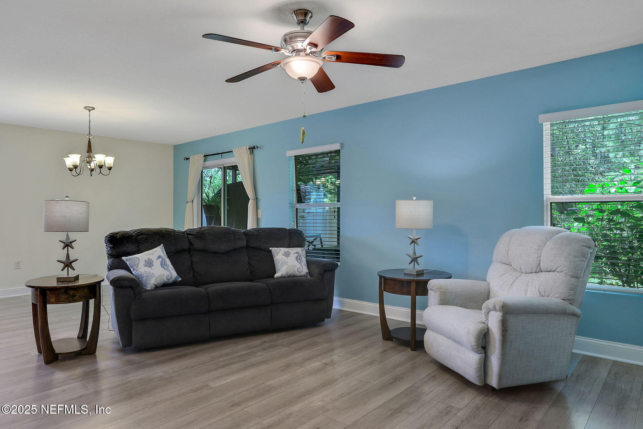 35 Root Lane St. Augustine, FL 32084 - Photo 8 of 37 a living room with furniture