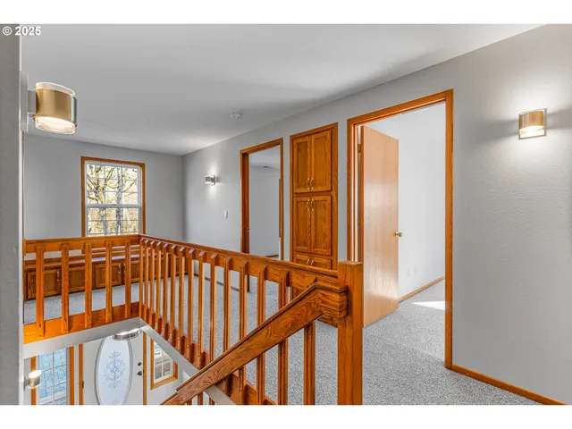 $1,475,000 | 2665 North Pacific Highway West, Rickreall, OR 97371