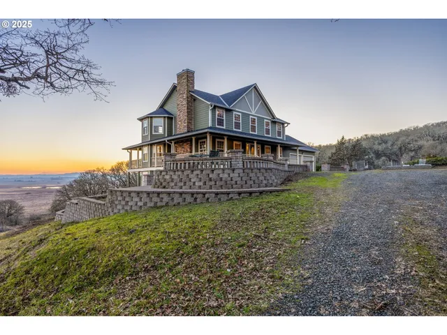 $1,475,000 | 2665 North Pacific Highway West, Rickreall, OR 97371