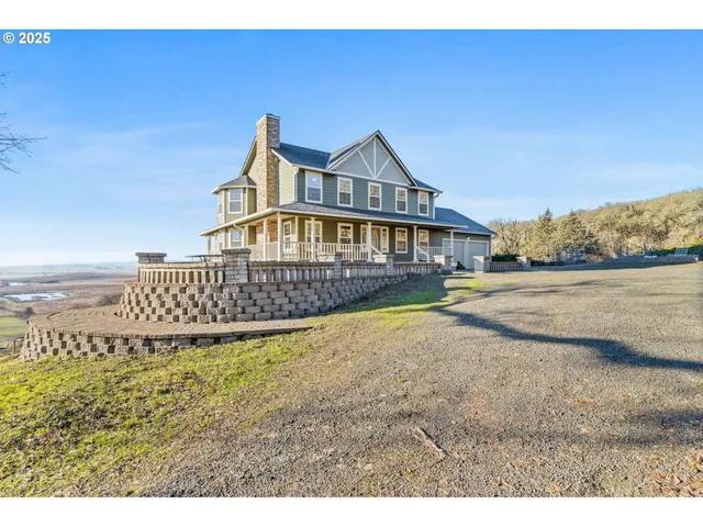 $1,475,000 | 2665 North Pacific Highway West, Rickreall, OR 97371