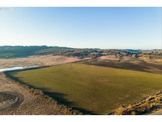 $1,475,000 | 2665 North Pacific Highway West, Rickreall, OR 97371