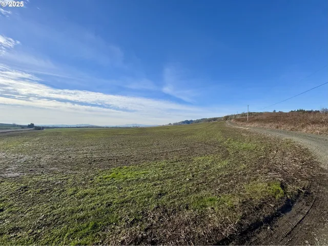 $1,475,000 | 2665 North Pacific Highway West, Rickreall, OR 97371