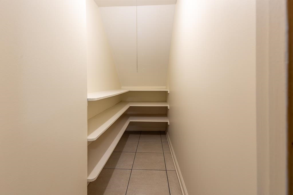 2448 Elmore Park Road Bartlett, TN 38134 - Photo 10 of 28 a view of entryway