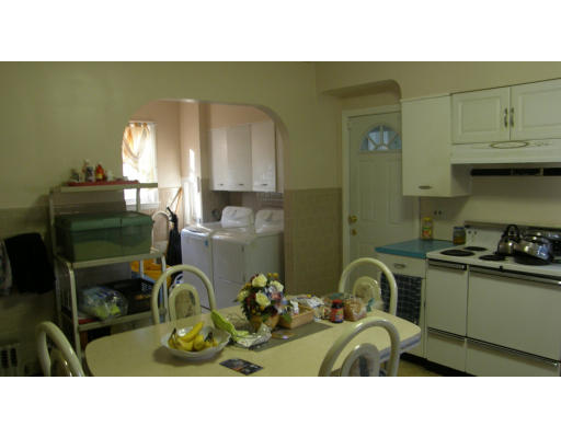 49 Ideal Road Worcester, MA 01604 - Photo 5 of 7 Gallery Image 5