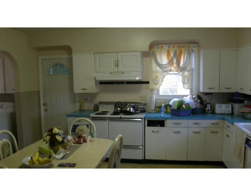 49 Ideal Road Worcester, MA 01604 - Photo 6 of 7 Gallery Image 6