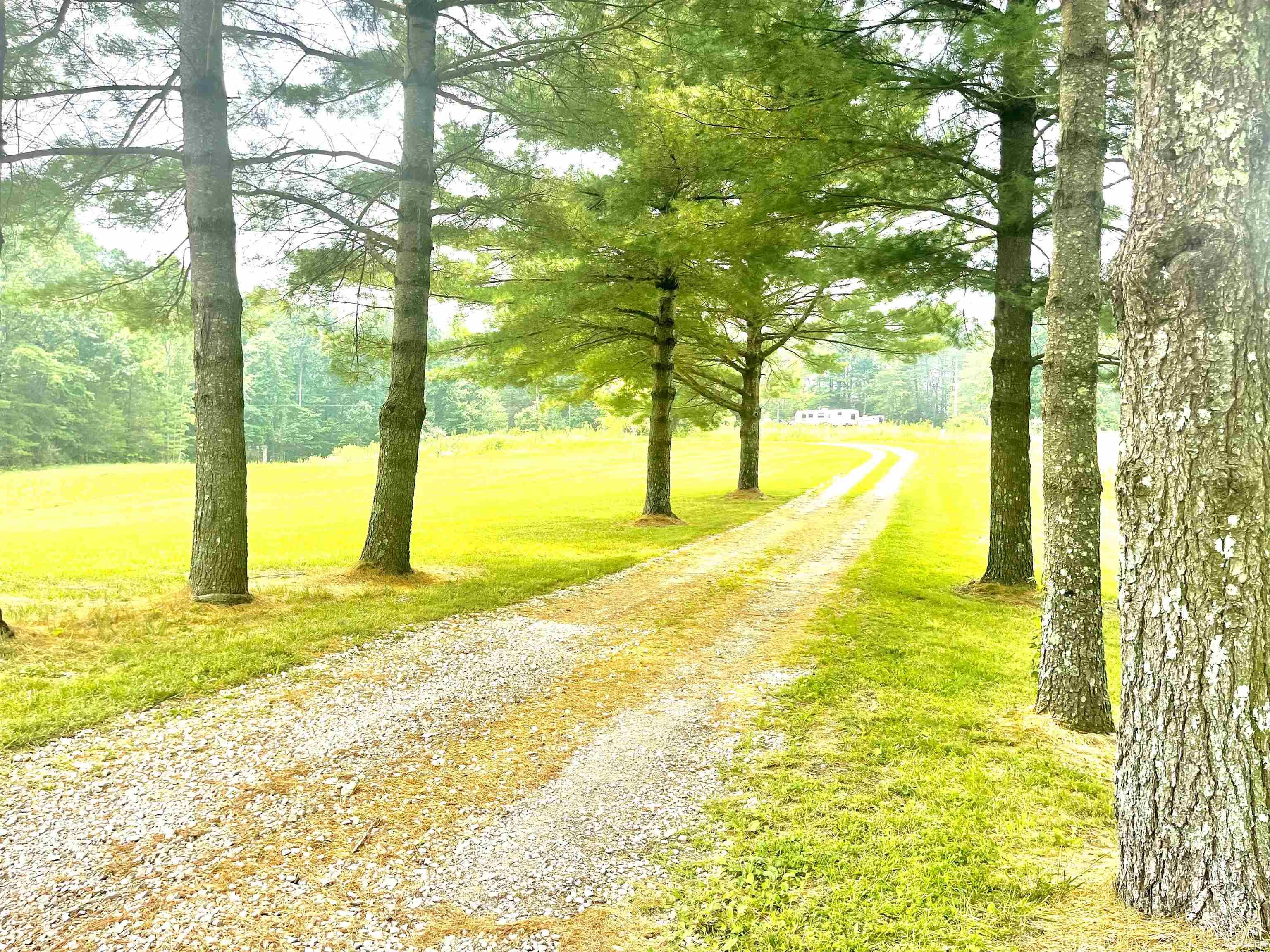 5330 West Laswell Road Eckerty, IN 47116 - Photo 12 of 36