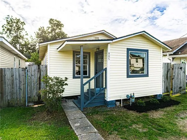 $1,350 | 805 Ave A, Westwego, LA 70094